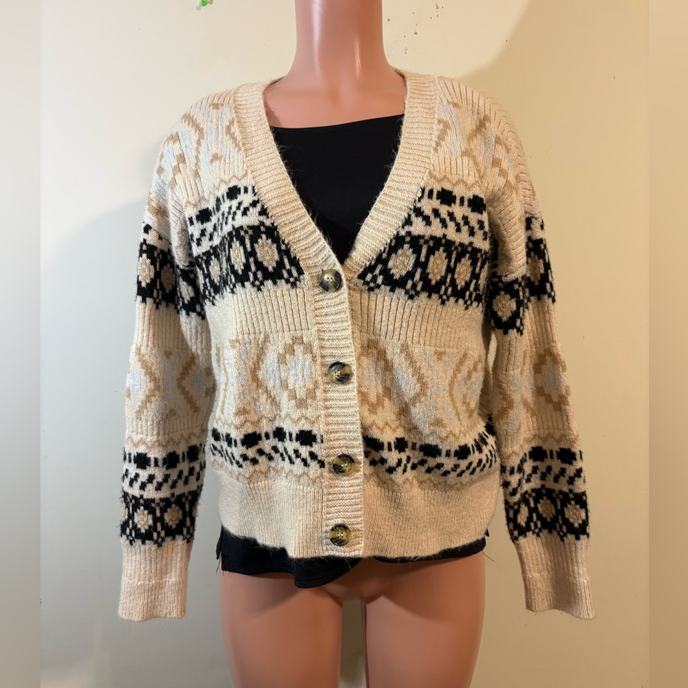 Maurices Cardigan medium Beige Black Southwestern Button-Up Deep V-Neck Sweater